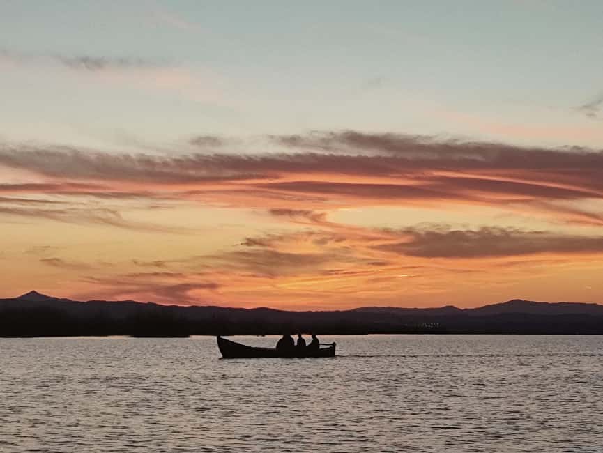 Albufera: Sunset and visit to the barraca - Inside a Valencian Barraca: Rural Life You Can Actually See