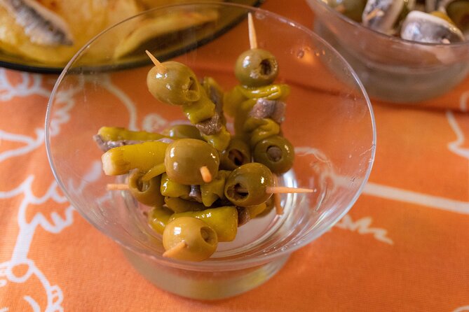 Any Day is Sunday: Paella Cooking Class with Tapas and Sangria - Paella Valenciana: what you learn, step by step