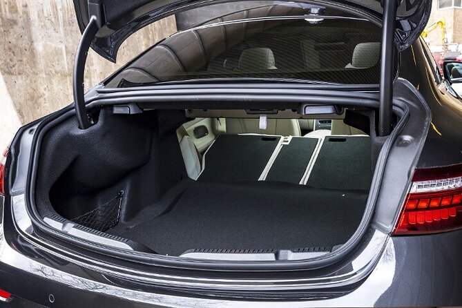 Arrival Transfer Valencia Airport VLC to Valencia City by Sedan - City Arrival: What Happens After You Land