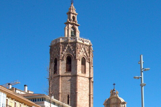 Between Two Gates: A Self-Guided Audio Tour in Valencia - Galería del Tossal archaeology and the walk’s final gate moment