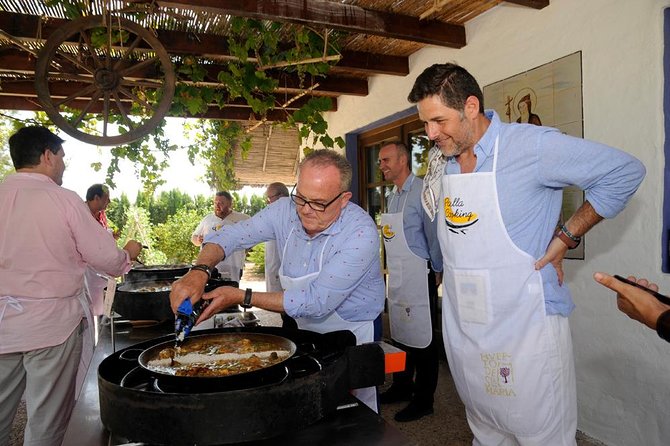 Boat Tour and Paella tasting in Valencia (Booking 2 weeks before) - Paella tasting after the boat: the food piece fits the mood