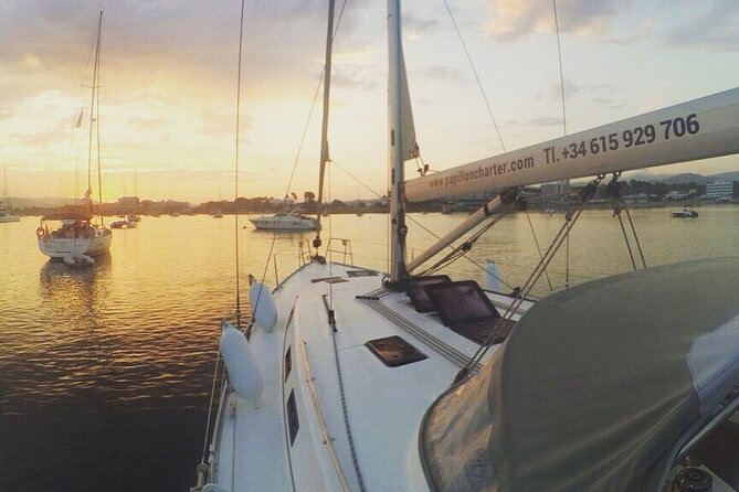 Boat trip Valencia - A private sail from Valencia’s marina that stays relaxed