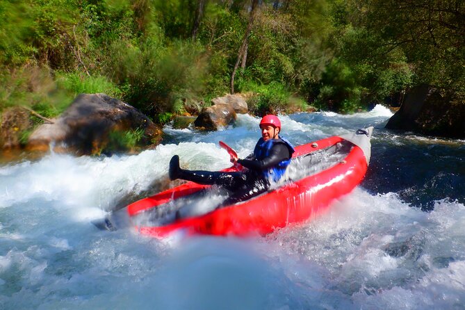 Cano-Rafting - On the water: your 3.5-hour canoe-rafting run