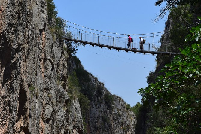 Chulilla Canyon Trail - private full day tour - Comfort and Safety: Shoes, Water, and Uneven Ground