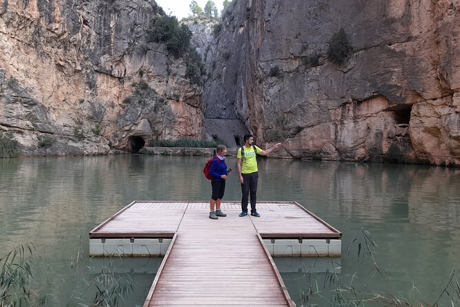 Chulilla Hike to the Hanging Bridges from Valencia - Pacing and terrain: moderate means steady, not rushed