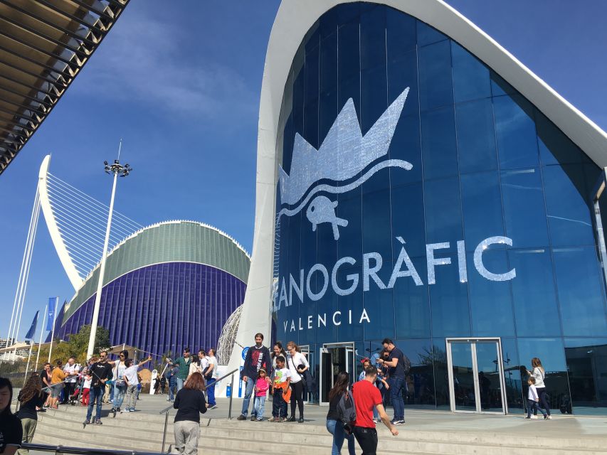 City of Arts and Sciences & Oceanografic 2.5h Guided Tour - Príncipe Felipe Science Museum: where the fun is actually hands-on