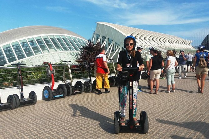 City of the Arts and Sciences - Outdoor architecture tour: what you get and what you might miss