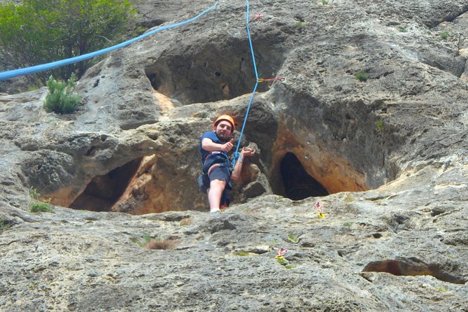 Climb In Montanejos For Beginners - Montanejos Rock Climbing for Beginners: What Makes It Work