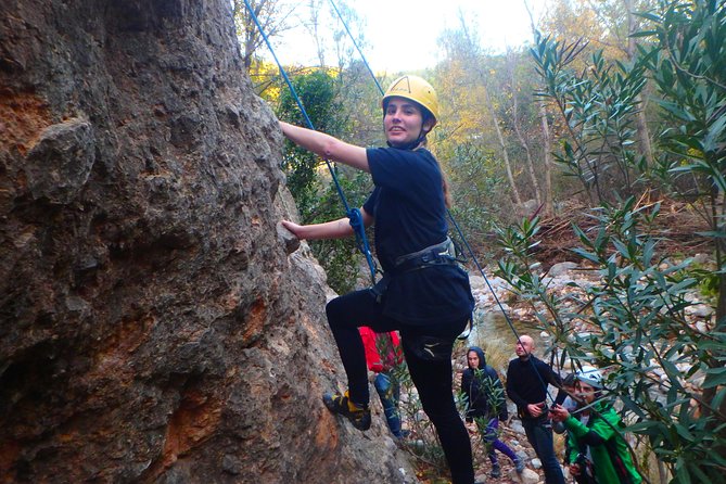 Climb In Montanejos For Beginners - What the 3-Hour Beginners Session Feels Like