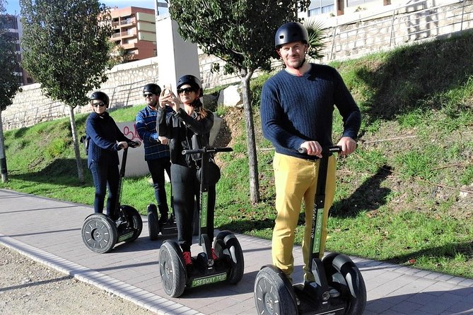Complet Segway Tour Medieval + Gardens - Practical logistics in Valencia’s Ciutat Vella: meeting point and what to bring
