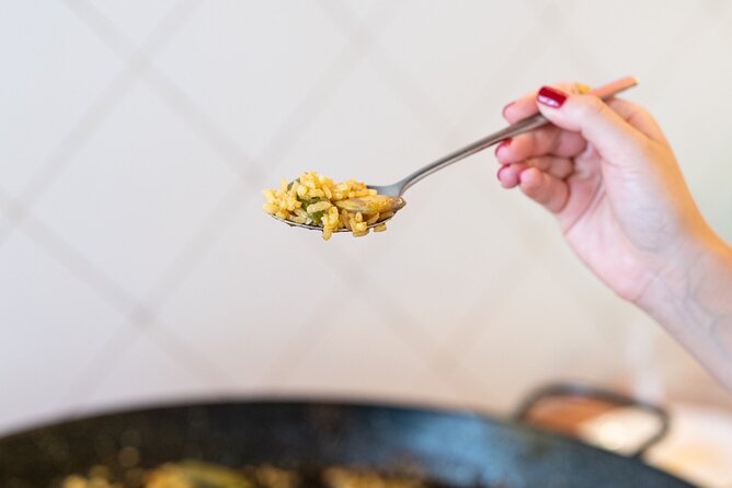 Cook your Paella with Purchase to Russafa Market in Valencia - How the 3 Hours Feels on the Ground: Timing, Group Size, and Location