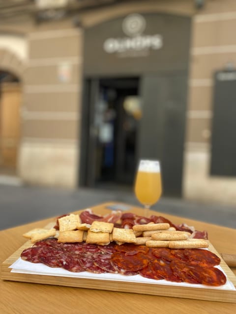 Craft Beer Tour and Tapas in Ruzafa - Valencia - Stops 3 and 4: Olhops (Craft Beer Lab then Craft Beer House)