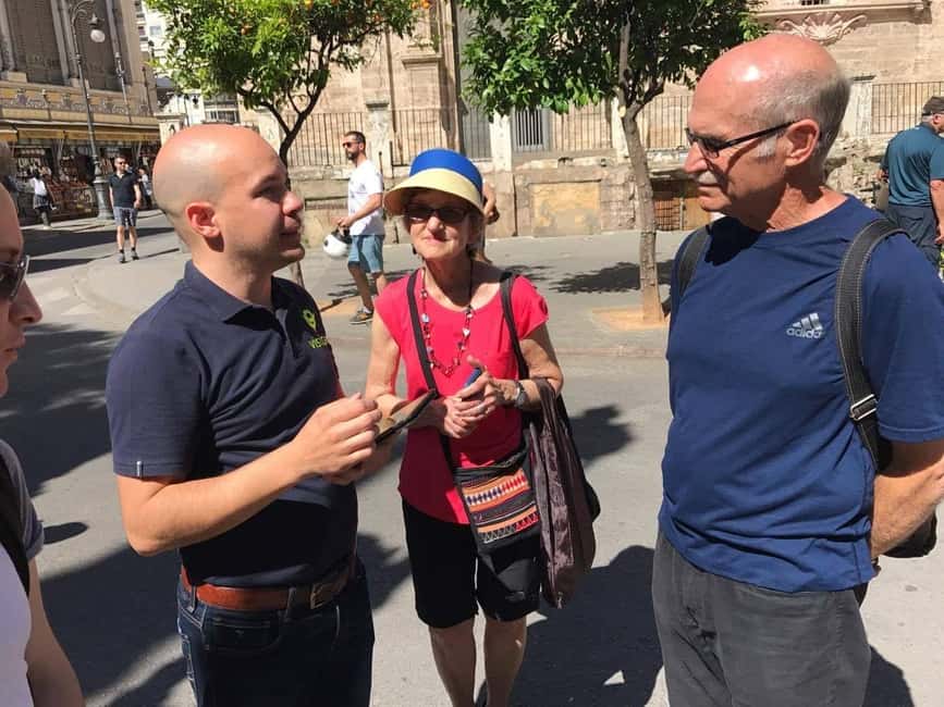 Discover Valencia: Guided Walking Tour - Getting Started at Plaça de la Companyia (and why the meeting spot matters)