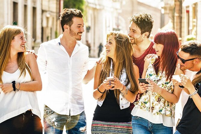 e-Scavenger hunt Valencia: Explore the city at your own pace - Starting at Plaça de l’Ajuntament: timing and how to pace the route