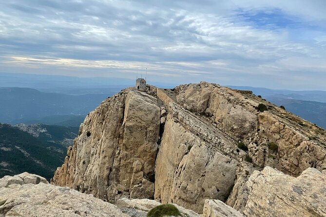 El Penyagolosa (1813m) - Crown the Highest Peak.- OFFICIAL GUIDE - The North Channel Ascent: Scrambling, Safety Gear, and Staying Calm