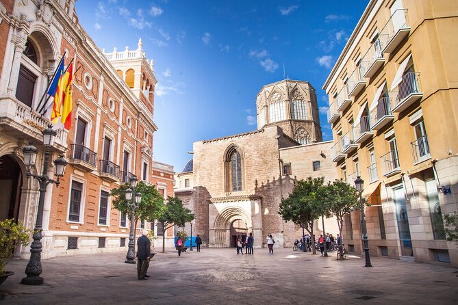 Essential Valencia and its World Heritage sites - A Two-Hour Walk Through Valencia’s World Heritage and Traditions