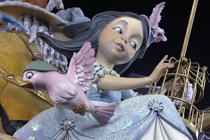 Essential Valencia and World Heritage Sites (English) - The UNESCO trio: Fallas and the Water Court in plain terms