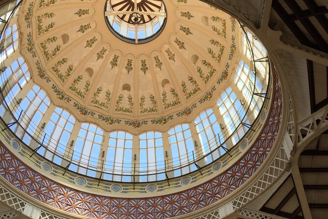 Essential Valencia Tour - Getting Oriented in Ciutat Vella: Serranos to the Cathedral Heart