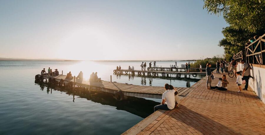 From Valencia: Albufera Natural Park with Sunset Boat Tour - What to bring (so you’re comfortable in late-day outdoors)