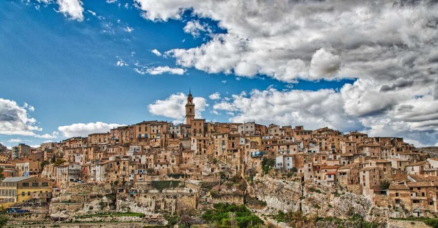 From Valencia: Bocairent and Covetes dels Moros Day Trip - The views from above: Sierra de Mariola atmosphere without the hike slog