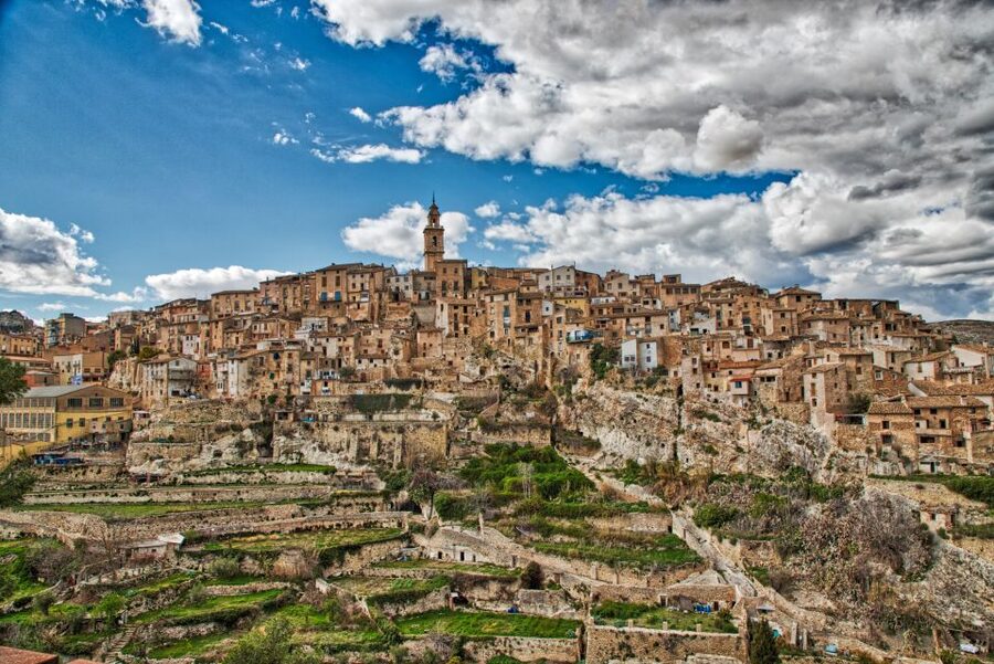 From Valencia: Bocairent and Covetes dels Moros Day Trip - Price ($170) and what you’re really paying for