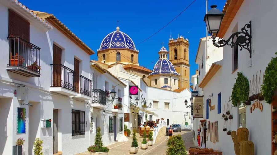 From Valencia: Guadalest, Altea & Algar Waterfalls Day Trip - Timing and pacing: a 12-hour loop that stays workable
