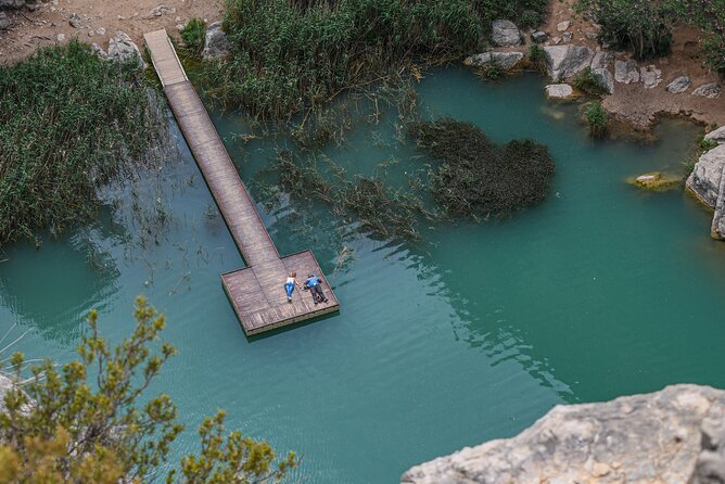 From Valencia: Hiking and Hanging Bridge Adventure in Chulilla - Getting there: a 9:30 start plus an air-conditioned ride out of Valencia
