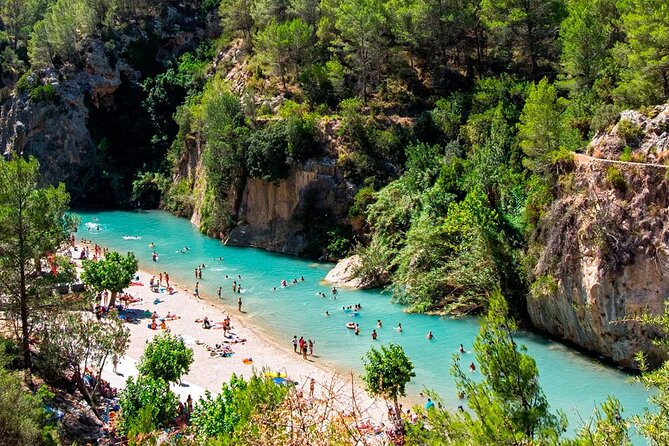 From Valencia: Montanejos Thermal Spring & Girlfriend Waterfall - Salto de la Novia (Girlfriend Waterfall): swim time, not thermal water