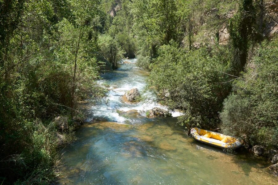 From Valencia: Montanejos Tour with Guided Hike - Key highlights at a glance