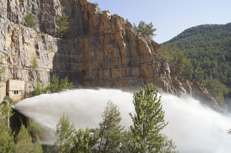 From Valencia: Thermal Springs & Hike - Private Day Tour - Lunch Choices That Don’t Feel Like a Tour Bus Moment