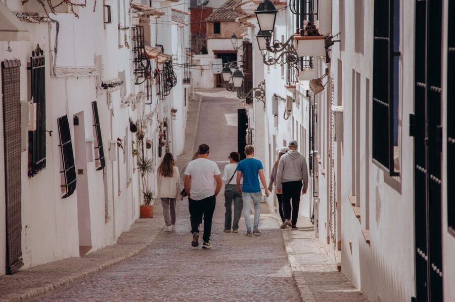Full Day Tour to Altea, Benidorm & Villajoyosa from Valencia - Getting set up in Valencia: pickup points and a smooth start