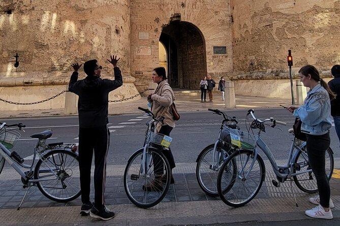 Fun Bike Ride Through Valencia - Price and What You Actually Get for $33.36