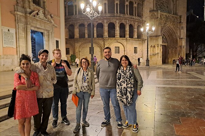 Genuine Valencian tapas tour with a pinch of History - Torres de Quart and Barrio del Carmen: final tastings in the Arab quarter