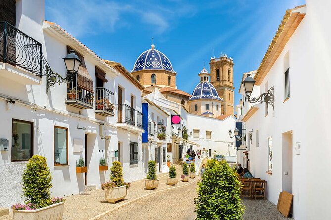 Guadalest, Altea and Algar Fountains entrance from Valencia - Las Fuentes del Algar: Included Admission and Real Water Time