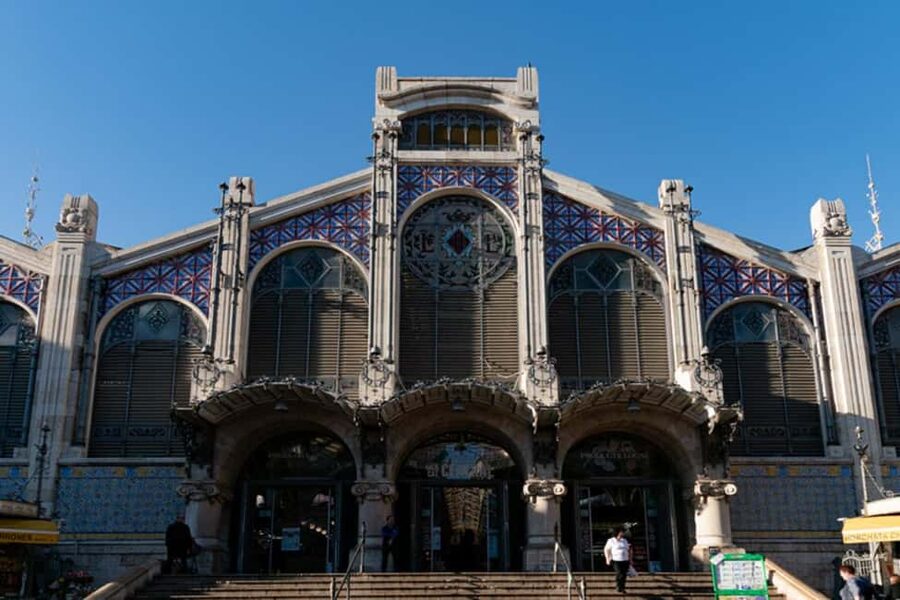 Guided tour of downtown Valencia + Silk Exchange - Plaza Redonda and Plaza Lope de Vega: Commerce in Plain Sight