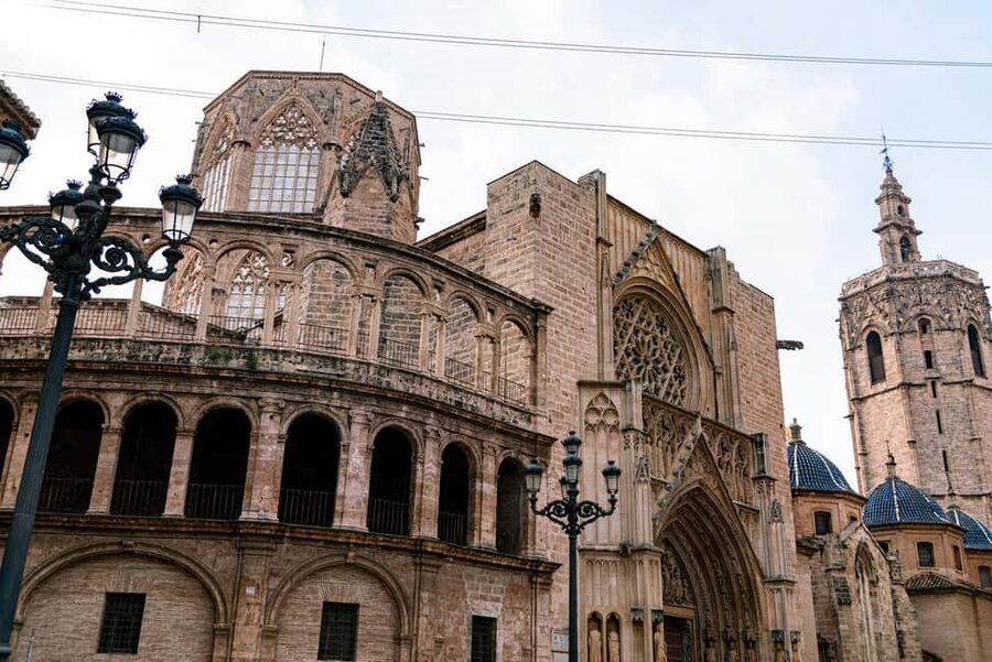 Guided tour of downtown Valencia + Silk Exchange - Price and Value: Why $23 Feels Fair for This Specific Route