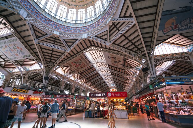 Guided Tour of the Historic Center of Valencia - Starting at Plaça de la Mare de Déu: Getting Oriented Fast