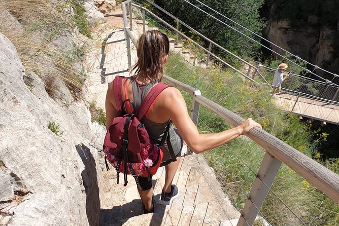 Hike Hanging Bridges and Canyon Túria - Chulilla - OFFICIAL GUIDE - Coffee, optional castle time, and a comfy end to the day