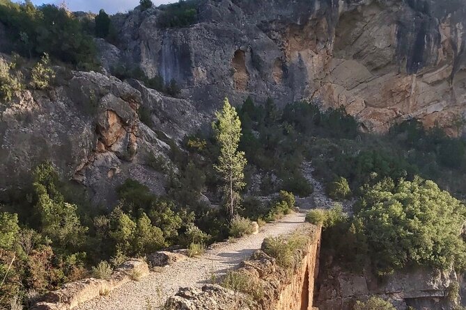 Hiking Tour of the Roman Aqueduct of Peña Cortada and Ruta de Agua - Distance, Fitness, and What to Pack for 16 km
