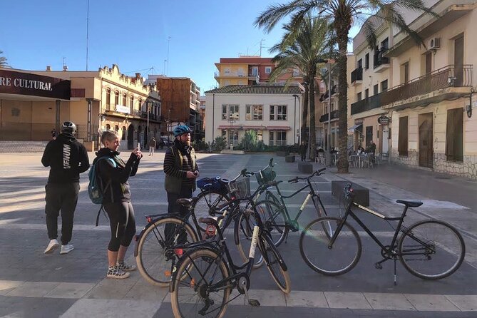 Horchata Bike Tour in Valencia - Bike comfort, pacing, and small-group energy (max 15)