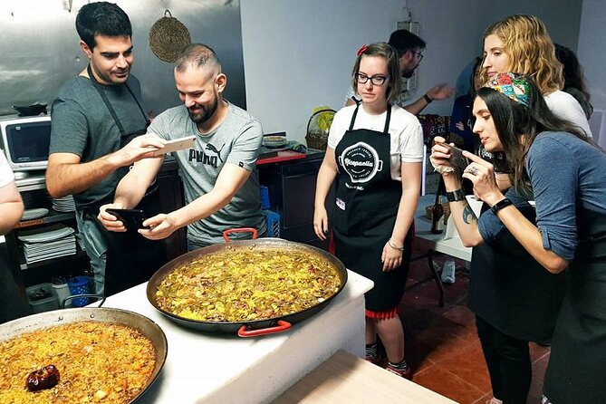 Master the Art of Paella in an Authentic Valencian Kitchen - Who should book this paella class (and who might skip it)