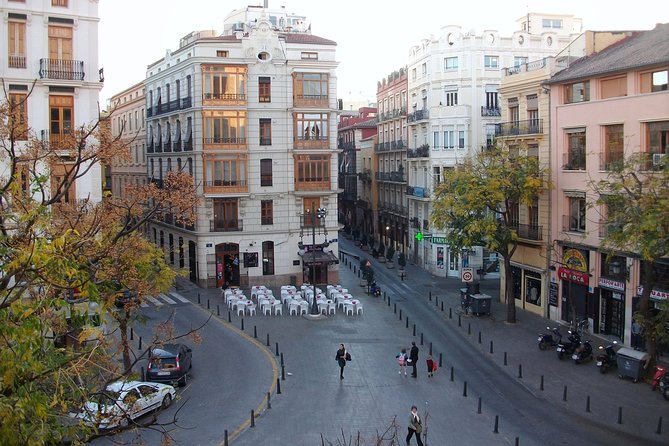 Private 4-hour Walking Tour of Valencia with official tour guide - Santa Catalina Church and the Palace of the Generalitat: the civic layer