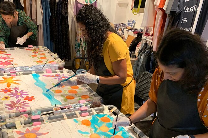Private Class Paint your silk scarf with a Valencian artisan - Price and value: is $112.38 worth it?