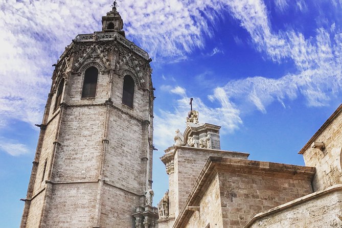 Private Tour of Valencia City - Stop 6: Basilica de la Virgen de los Desamparados and the style mix