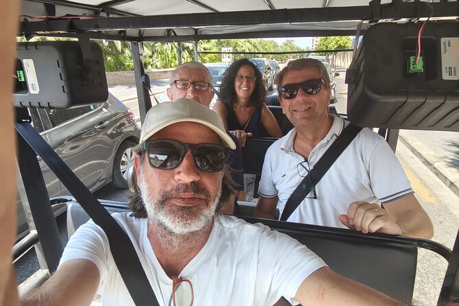 Private Tour with Tuktuk in Valencia - A Historic Palace Facade and the Roman-City Underlayer