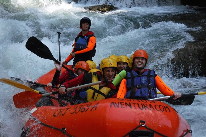 Rafting white water in Montanejos 1h Valencia - Where your rafting day starts: Fuente de los Baños in Montanejos