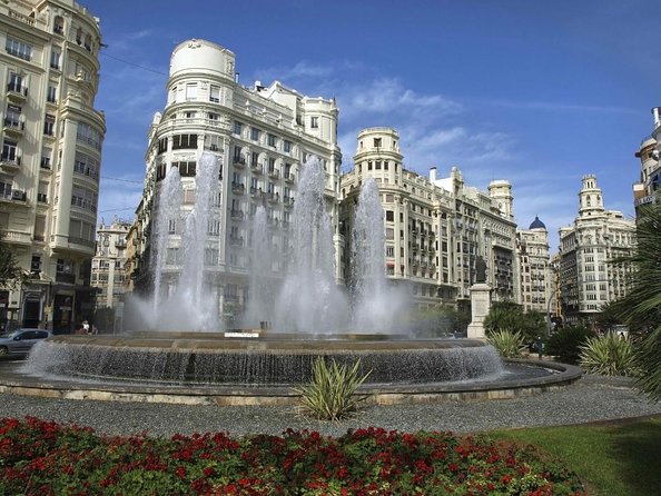 Shore Excursion: City Tour with Tapas in 11th Century Monument - Key highlights to know before you go