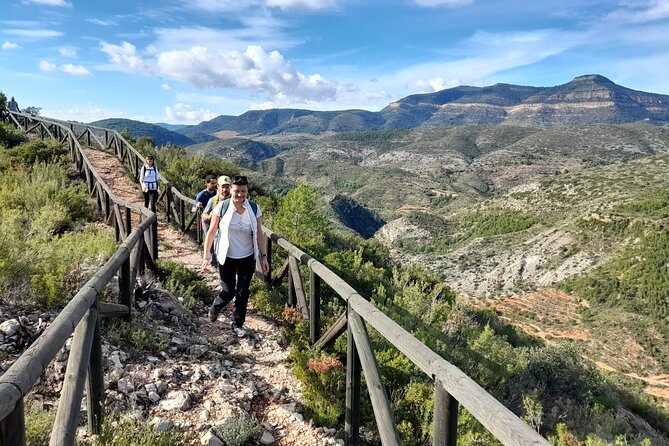 Stunning Hike around Buseo reservoir - How Buseo Reservoir feels like a postcard, not a chore