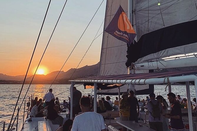 Sunset in Valencia from the Catamaran Mundo Marino - Key things to know before you board