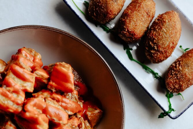 Tapas & Paella Experience | 3 Local places | Meet Travelers - Valencia Tapas and Paella: A Smart 2.5-Hour Lunch Plan